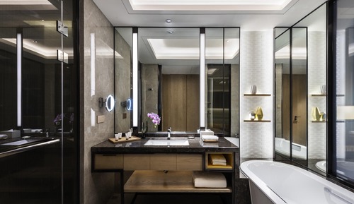 Superior Room, 1 King Bed