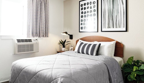 Deluxe Room, 1 Queen Bed