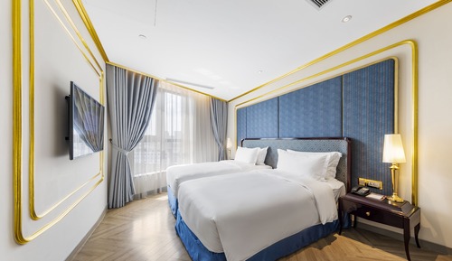 Executive Suite