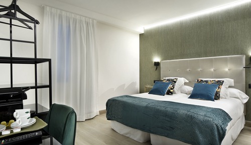 Design Twin Room (Alina)