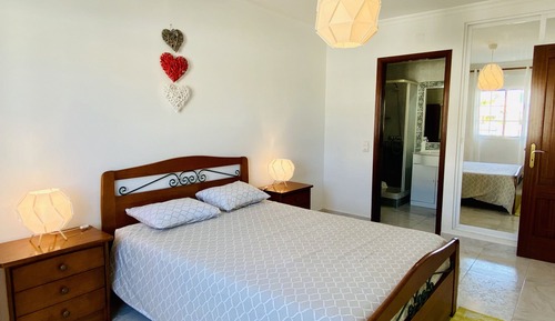 House, 2 Bedrooms, Pool Access, Sea View
