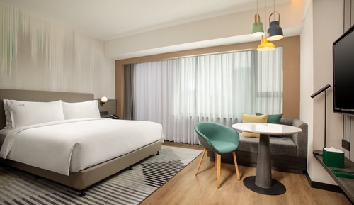 Standard Room, 1 King Bed