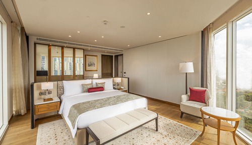 Luxury Suite