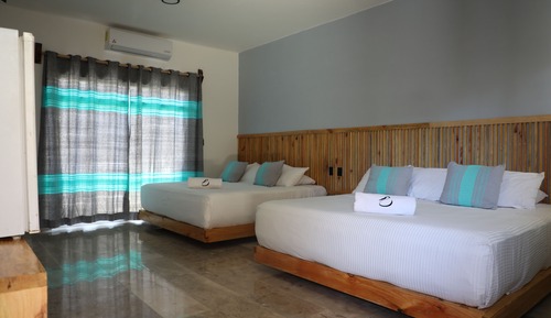 Standard Room, 2 King Beds