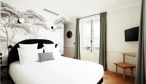 1-BR Deluxe Apartment