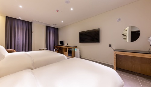 Room (Twin Deluxe)