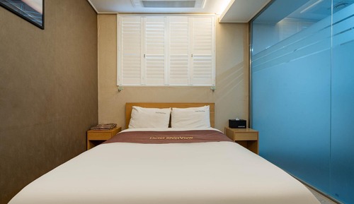 Room (Standard Room A)