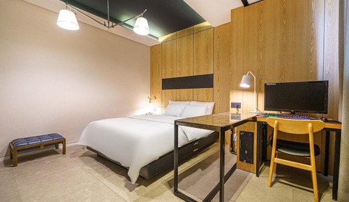 Room (Premium (55 inches + air purifier))
