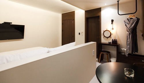 Room (Standard (Wave & Movienet available))