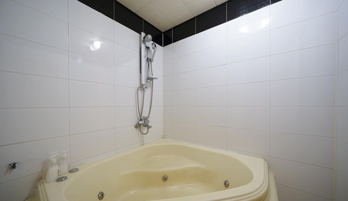 Room (Suite (Netflix + Disney + Apple TV + )