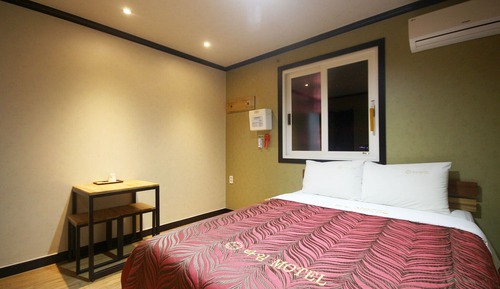 Room (Standard Room)