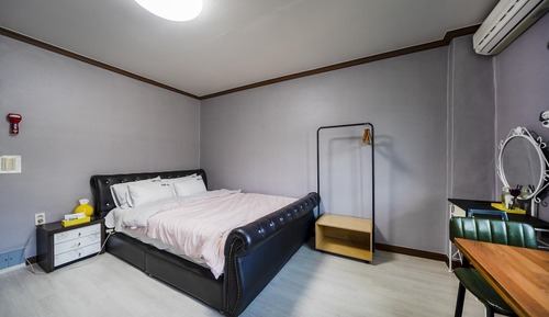 Room (Standard Room (Bedroom))