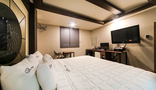 Room (Special Room)