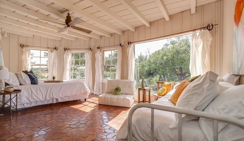 Deluxe Suite, Multiple Beds