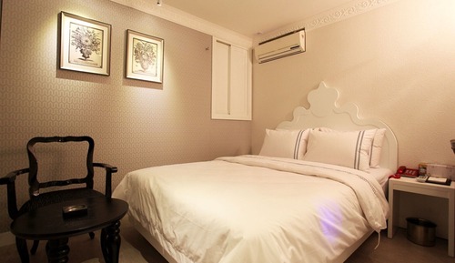 Room (Standard Room - Walkie Special)