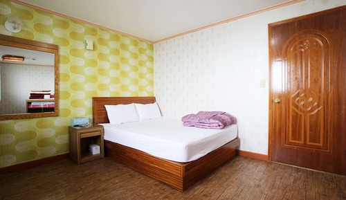 Room (Special Room)