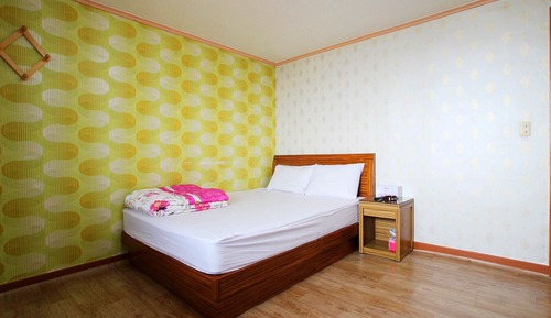 Room (Standard Room)