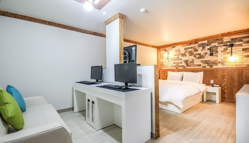 Room (VIP)