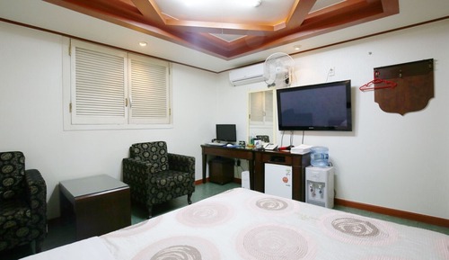 Room (Standard Room)