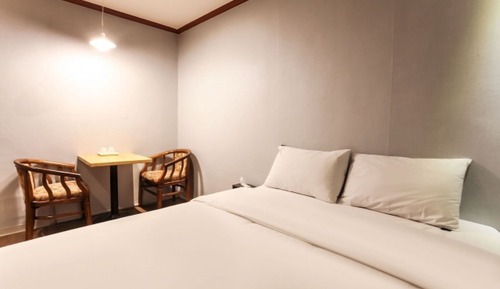 Room (Special Room)