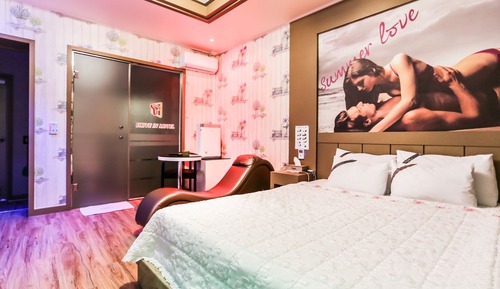 Room (Standard Room)