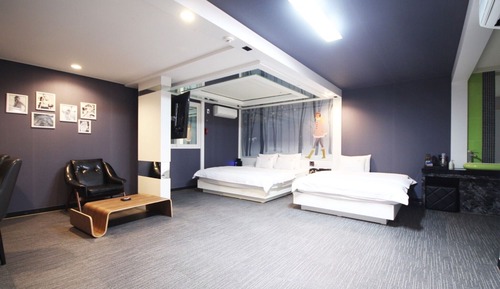 Room (Sky Room (Twin))