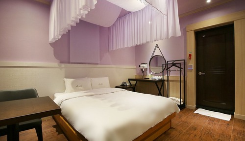 Room (Deluxe spa (Hard Drive-Less PC Couple)