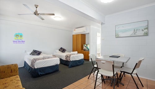 Family Room, 1 Bedroom Apartment