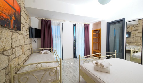 Family Triple Room, Pool View, Orkide