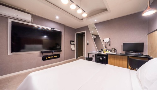 Room (Standard S movie (85" TV sound bar bu)