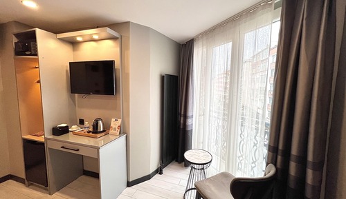 Deluxe Single Room