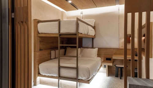 Bunk beds - 1 Twin over 1 Queen, Rooftop Level