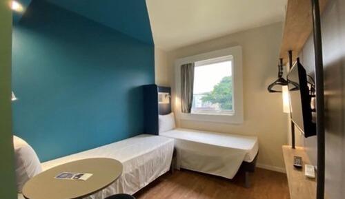 Standard Room, 2 Twin Beds