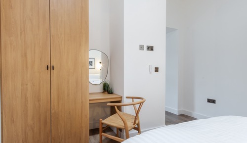 Deluxe Apartment, 1 Double Bed, City View