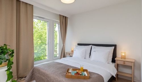 Deluxe Studio Suite