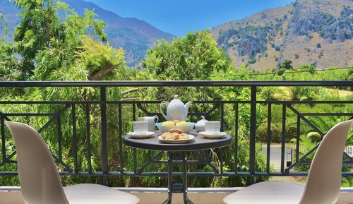 Exclusive Double or Twin Room, 1 Bedroom, Non Smoking, Mountain View