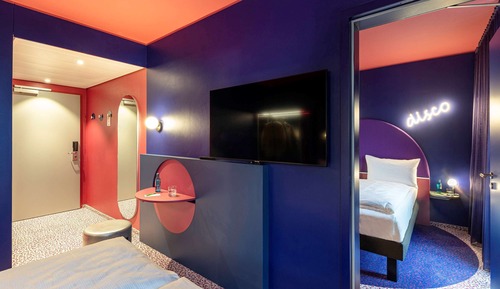 Standard Room, 1 Double Bed (connecting door)