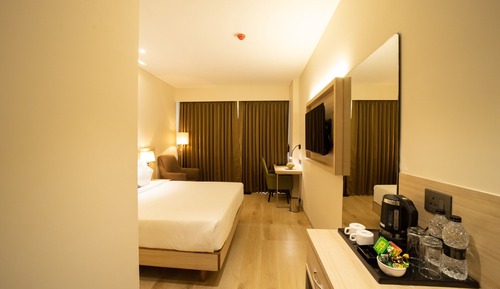 Executive Queen Room