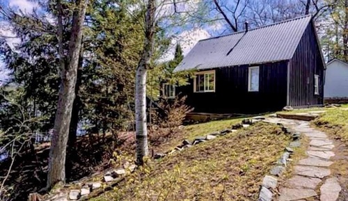 Muskoka Premium Waterfront Cottage