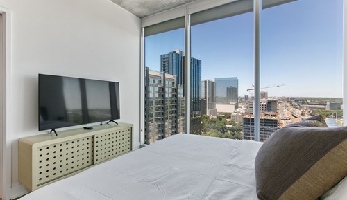 Grand Condo, 1 Bedroom, Balcony, City View