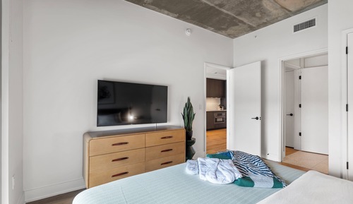 Elite Condo, 1 Bedroom, Balcony, City View