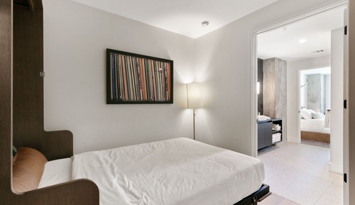 Executive Condo, 2 Bedrooms, Balcony, City View