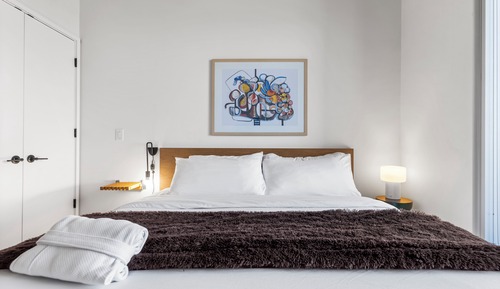 Gallery Condo, 1 Bedroom, Balcony, City View