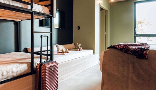 Standard Room (1 Double Bed and 3 Single Beds)