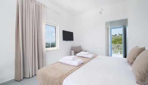 Deluxe Room, Garden View