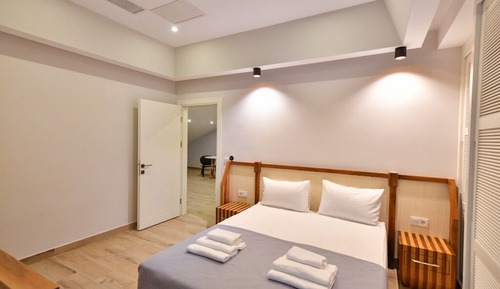 Standard Suite