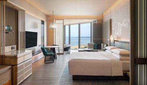 Room, 1 King Bed, Non Smoking, Ocean View (Oceanfront)