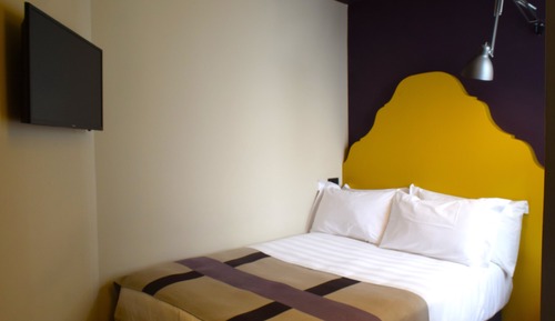 Economy Room