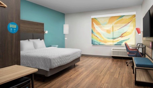 Room, 1 King Bed, Accessible (Mob/Hear Acc W/Tub)