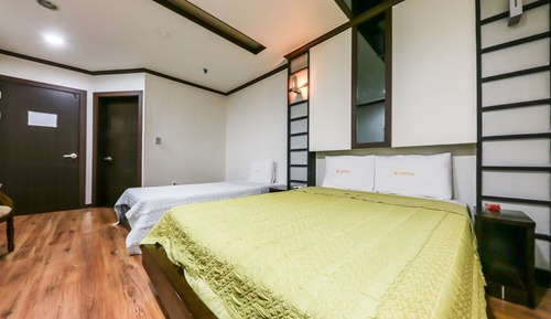 Room (General Room B (Twin))